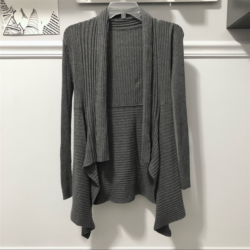 Long Gray Ribbed Sweater / Cardigan